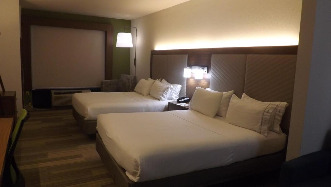 Holiday Inn Express & Suites Dyersburg By Ihg מראה חיצוני תמונה