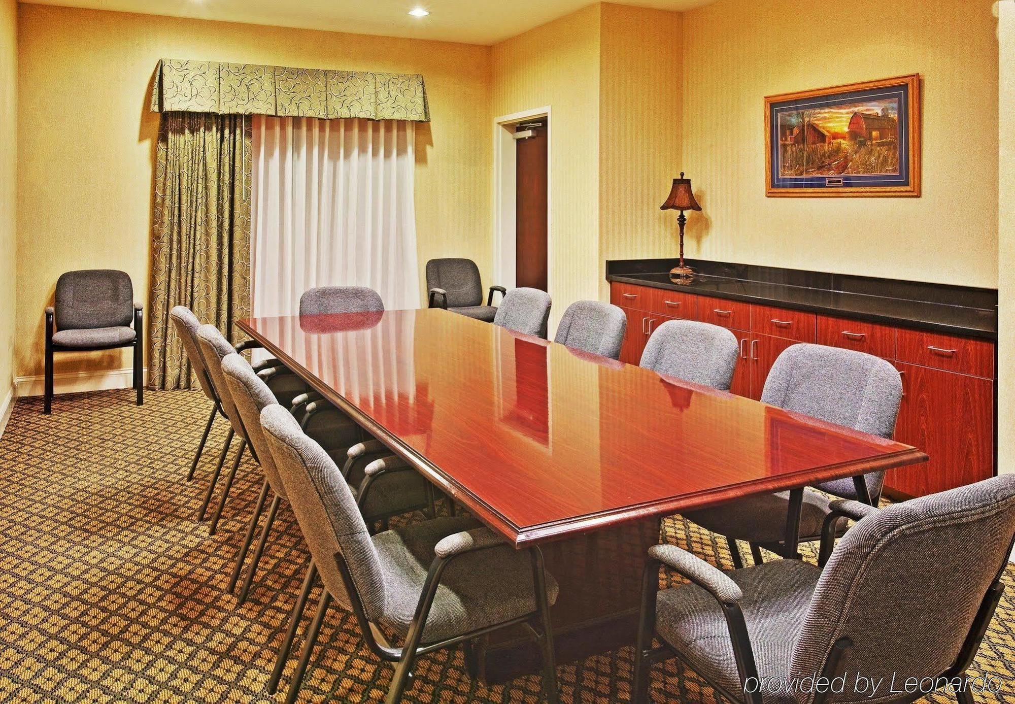 Holiday Inn Express & Suites Dyersburg By Ihg מתקנים תמונה