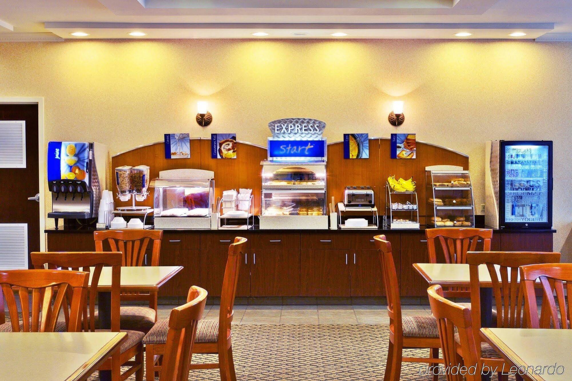 Holiday Inn Express & Suites Dyersburg By Ihg מראה חיצוני תמונה